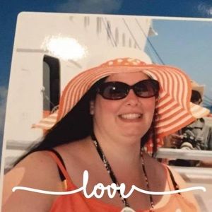 Meet your Posher, Leah